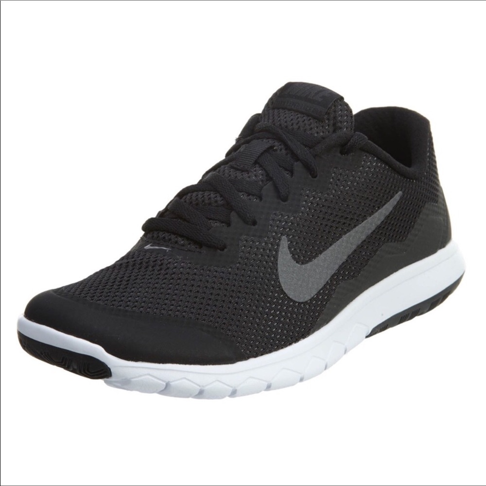 NIKE Flex Experience RN 4